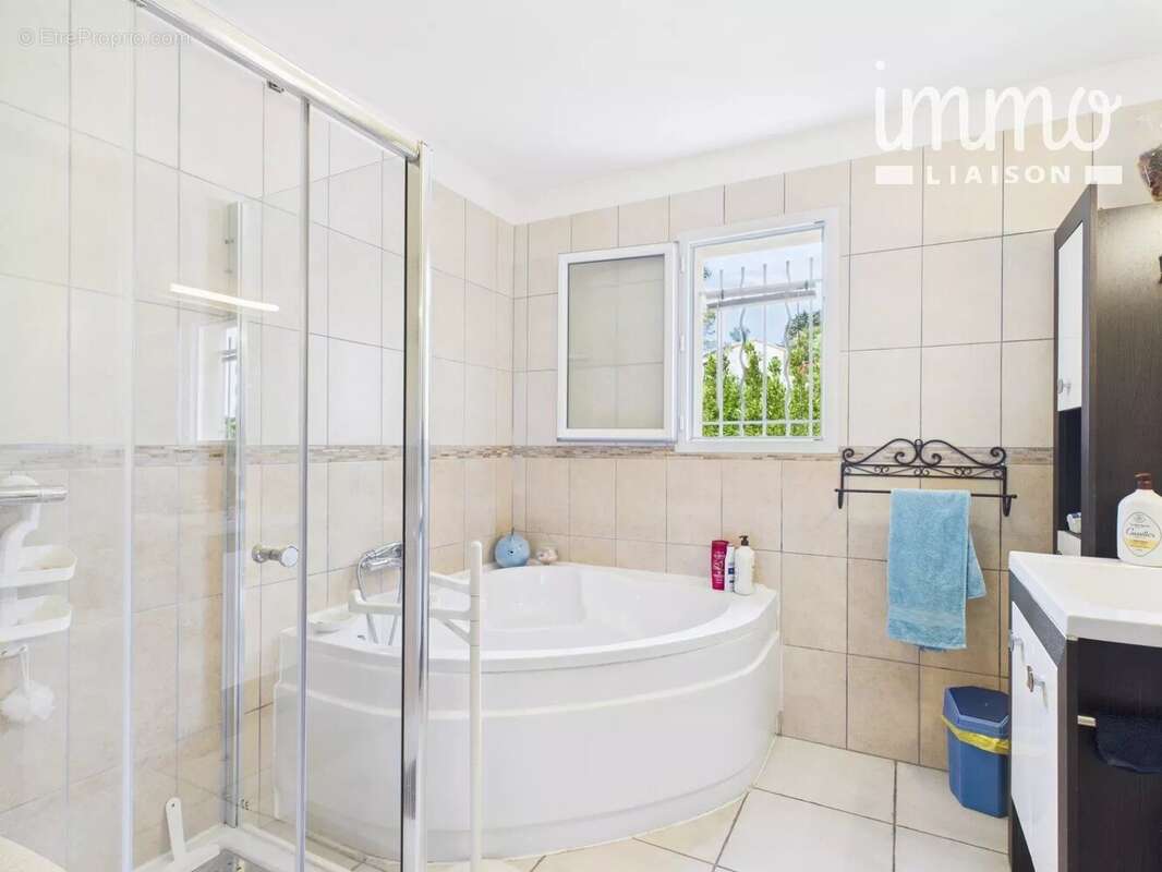 Maison à SAINT-AMBROIX