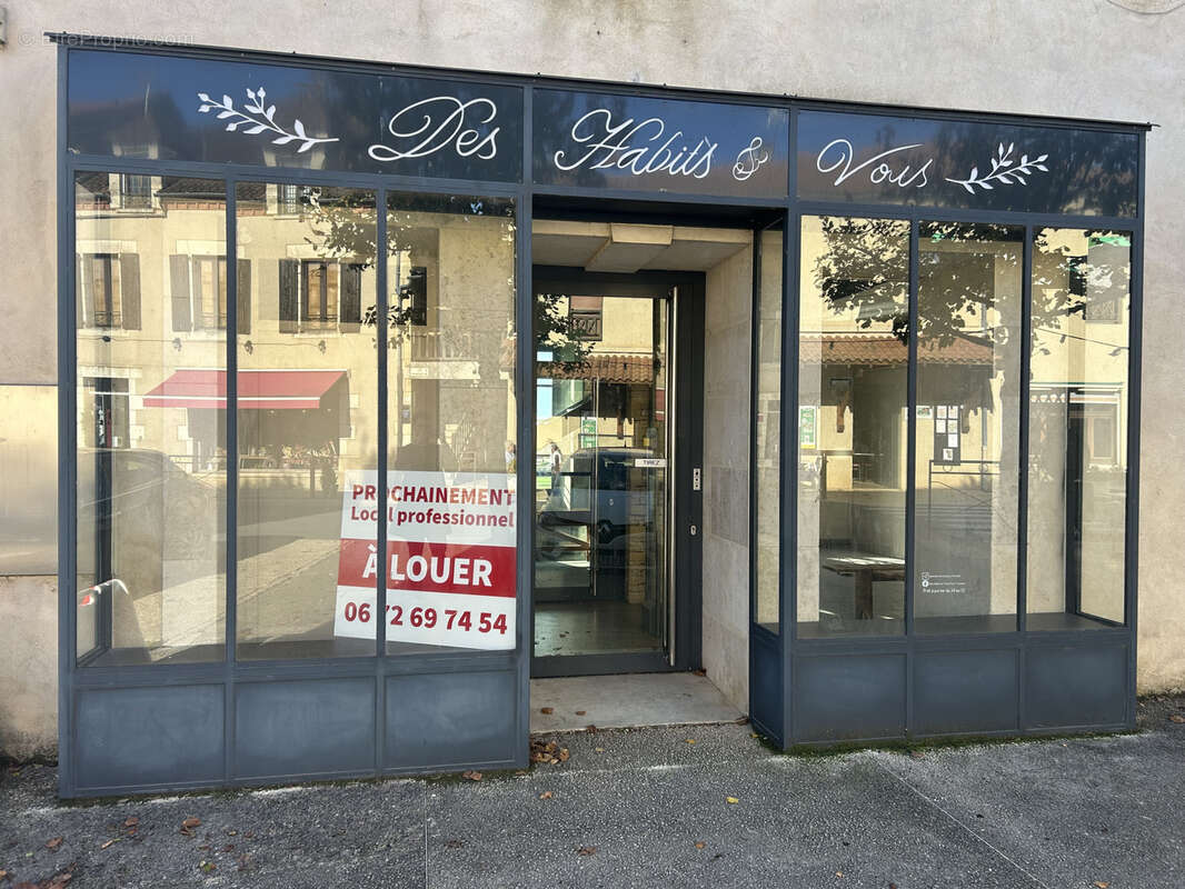 Commerce à PUY-L&#039;EVEQUE