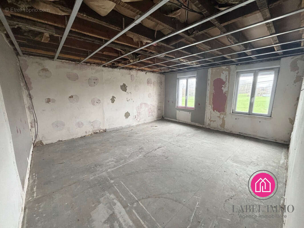 Appartement à BRUILLE-SAINT-AMAND