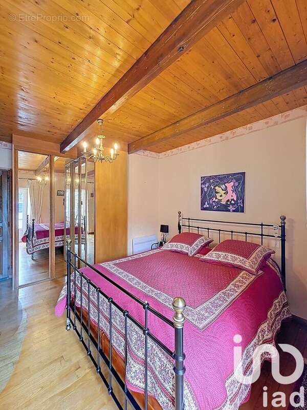 Maison 131 m² à Flaujac-Poujols  - photo 5