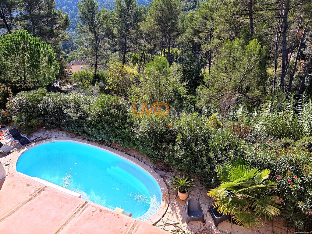 Maison à LA DESTROUSSE