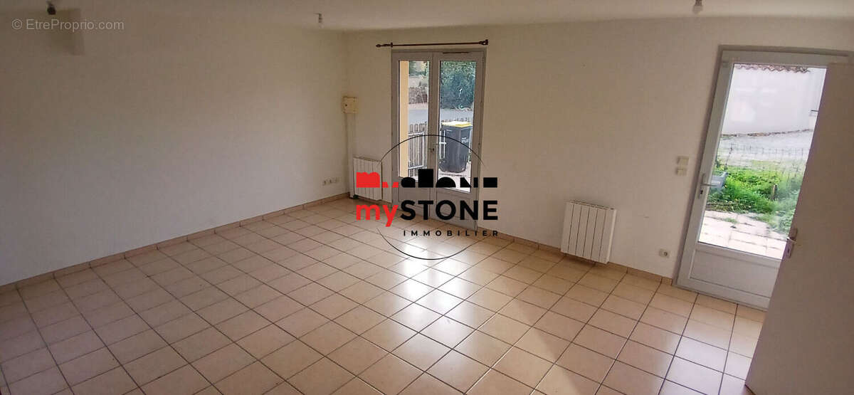 Maison à ARS-SUR-FORMANS