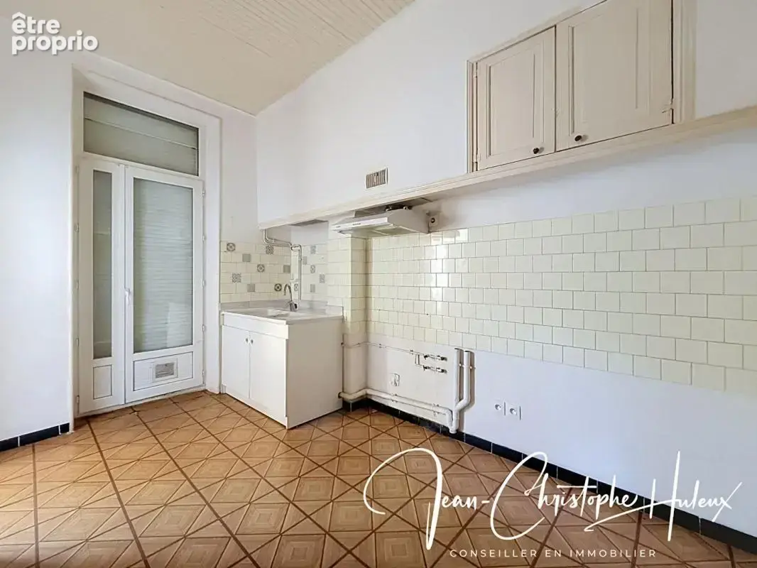 Appartement Nimes 2 pièce(s) 58 m2 avec terrasse - photo 4