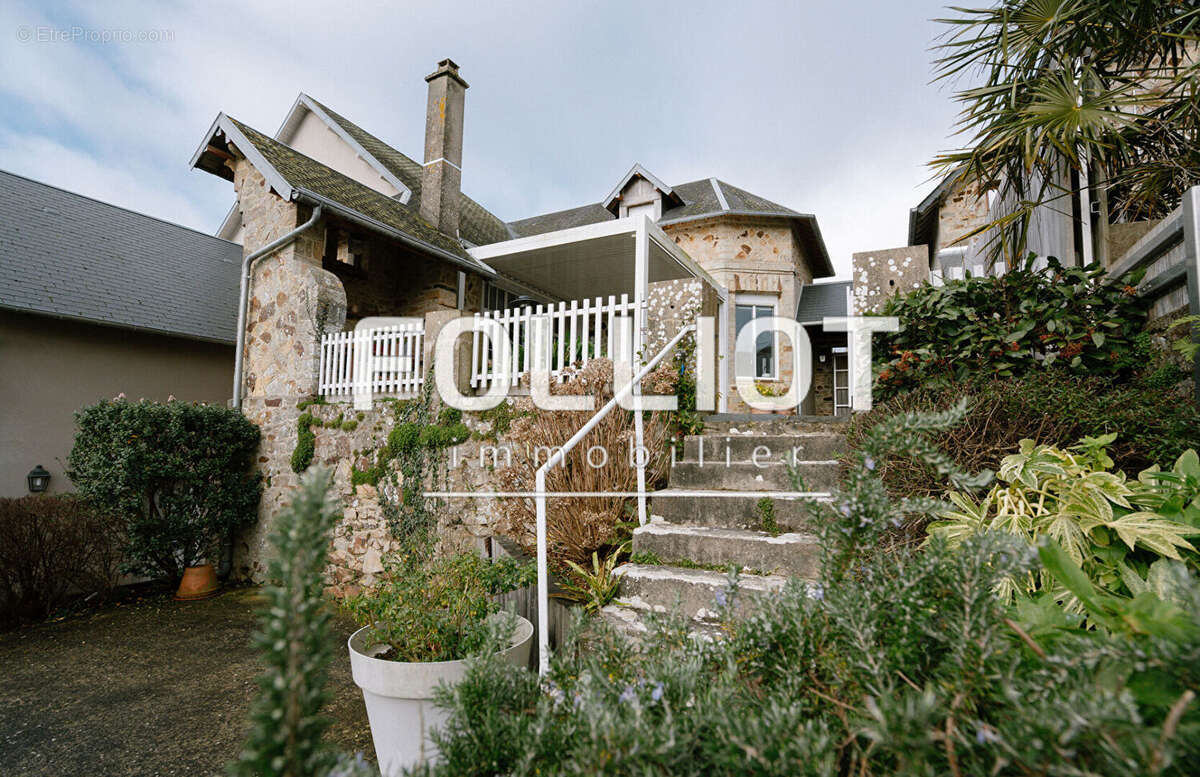 Maison à BARNEVILLE-CARTERET
