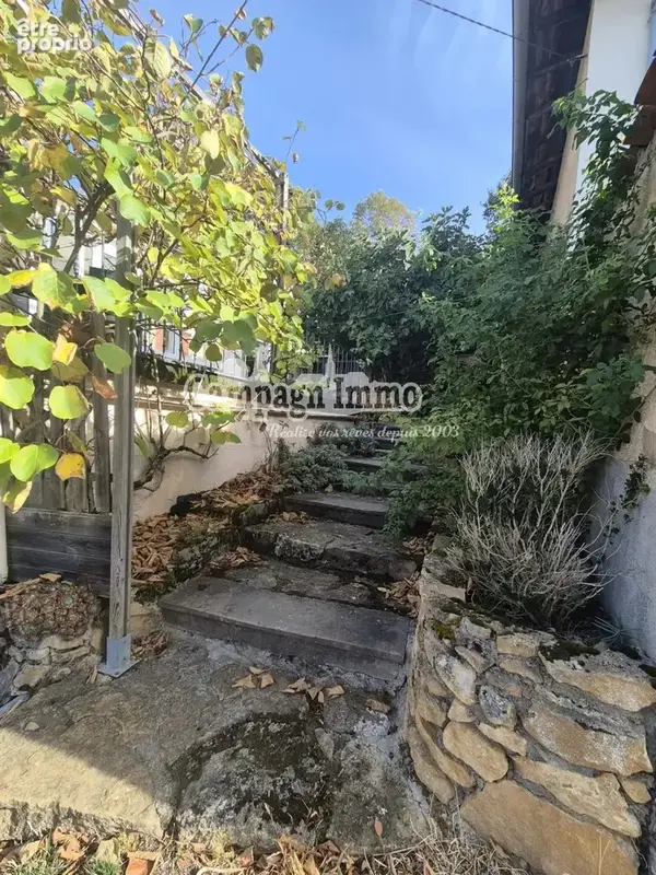 Nouveauté à montchal -  maison au calme avec fort potentiel - photo 9