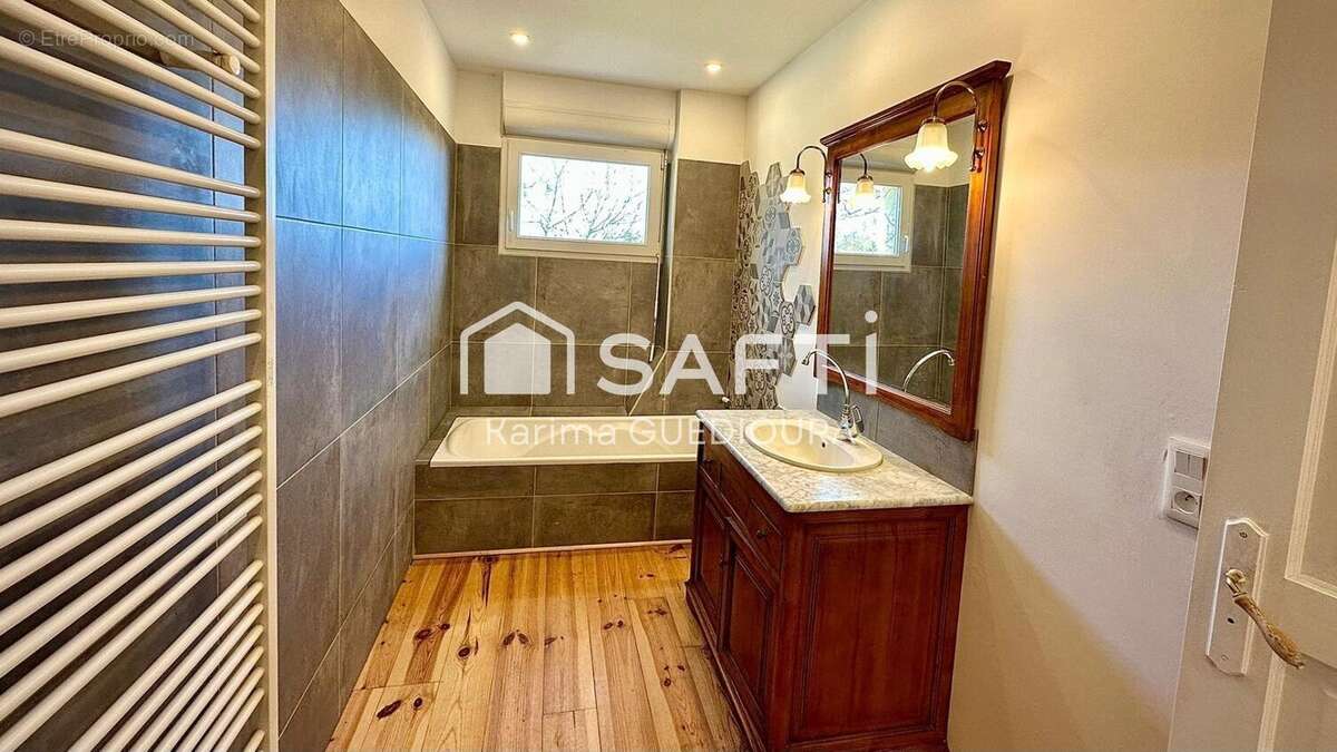 Photo 8 - Maison à LEZARDRIEUX