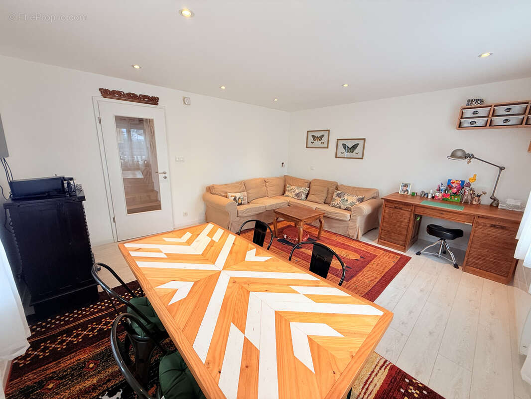 Maison à WEYERSHEIM