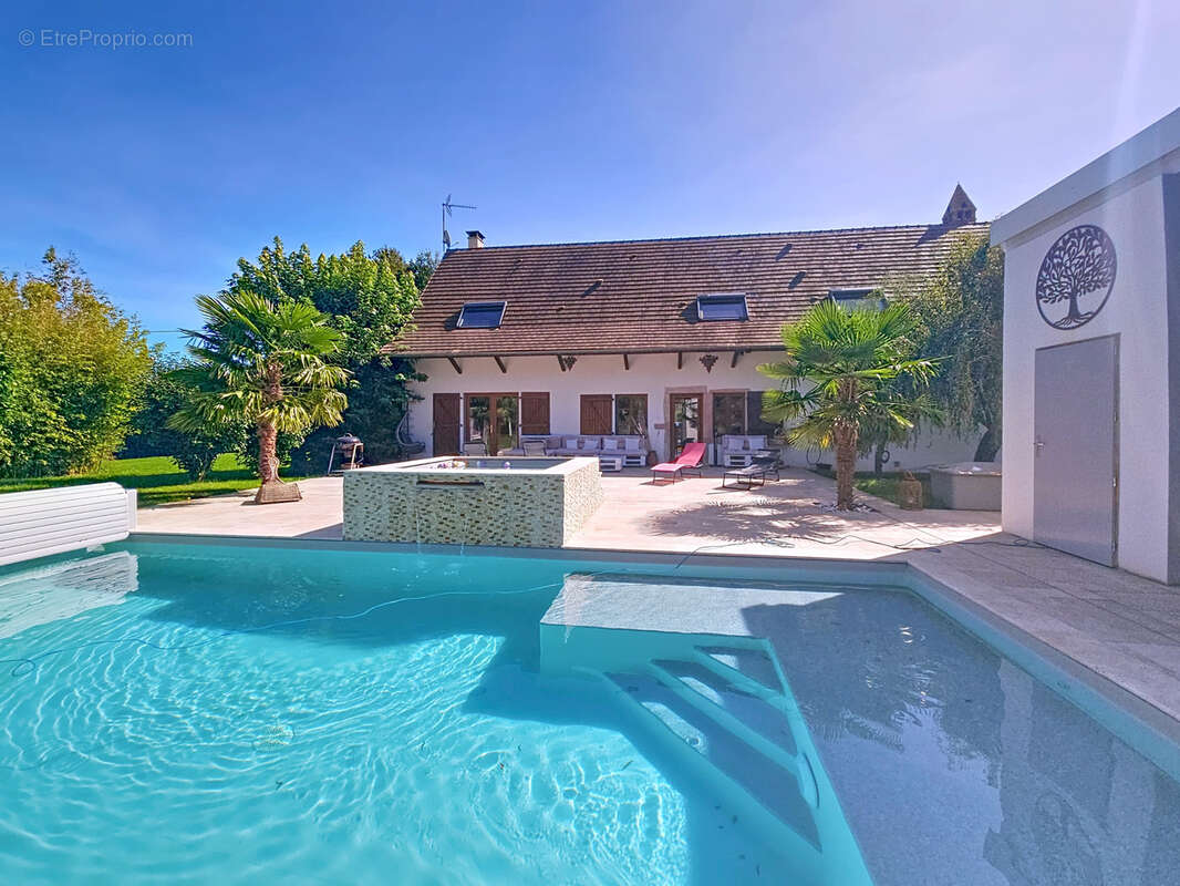 Maison à CHALON-SUR-SAONE