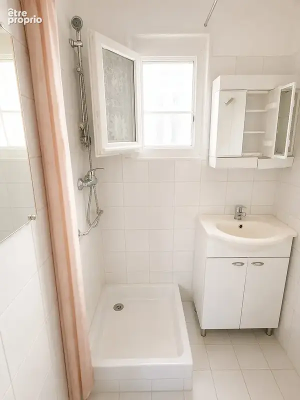 Appartement 23 m² à Paris-18e  - photo 2