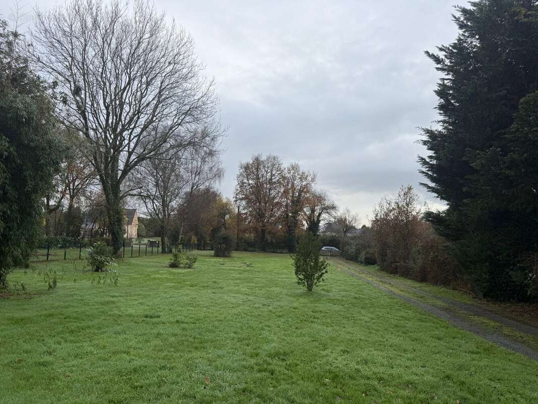 Terrain à GUENROUET