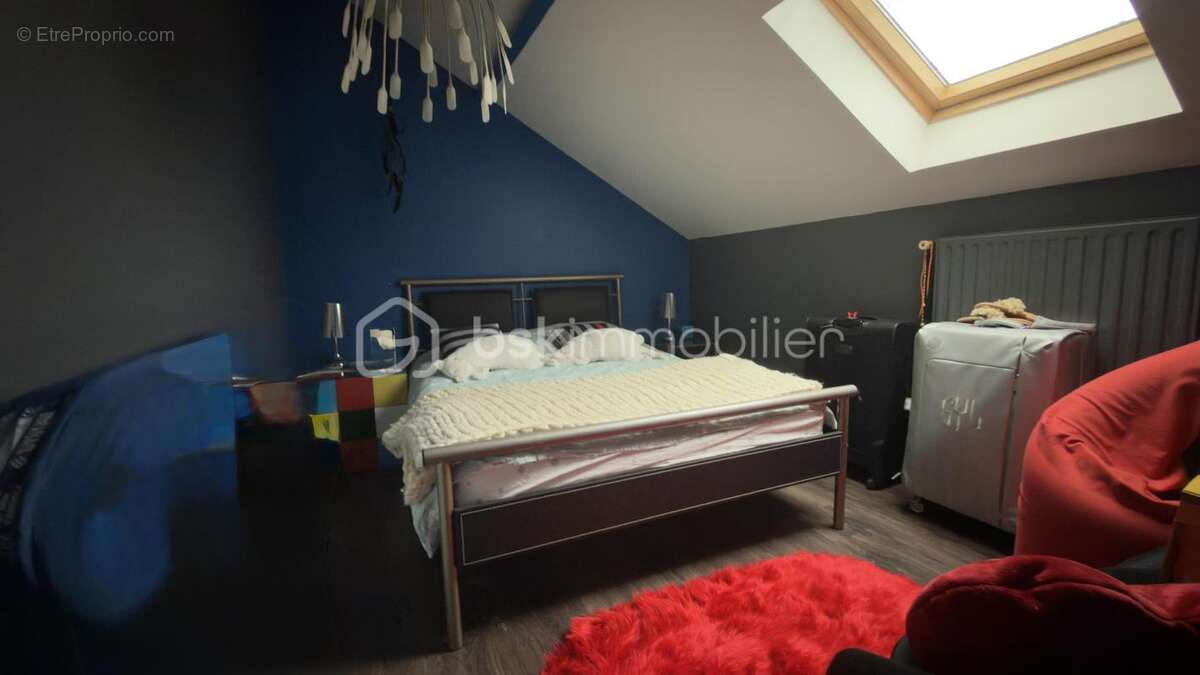 Maison à SAINT-QUENTIN