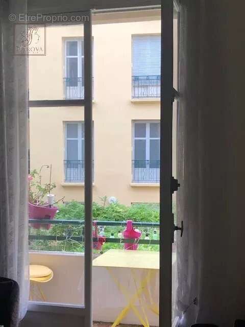 Nice centre - 2p de 55m2 + 2 balcons - photo 9