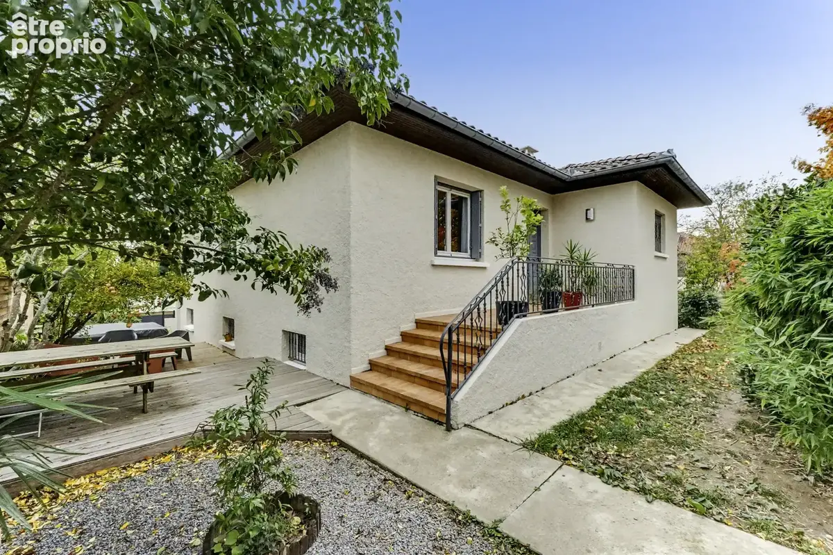 Maison 4 chambres - Espace indépendant - Garage double 53 m2 - Lac Saint-Caprais à pied - photo 11