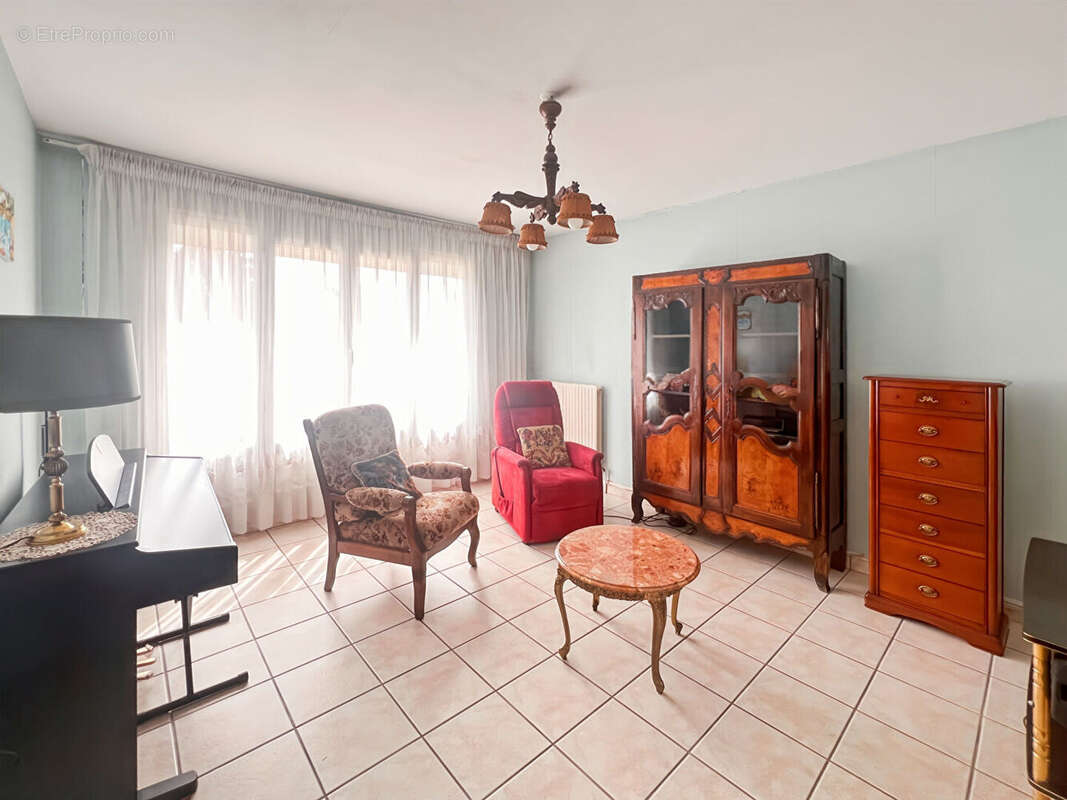 Maison à DAMMARIE-LES-LYS