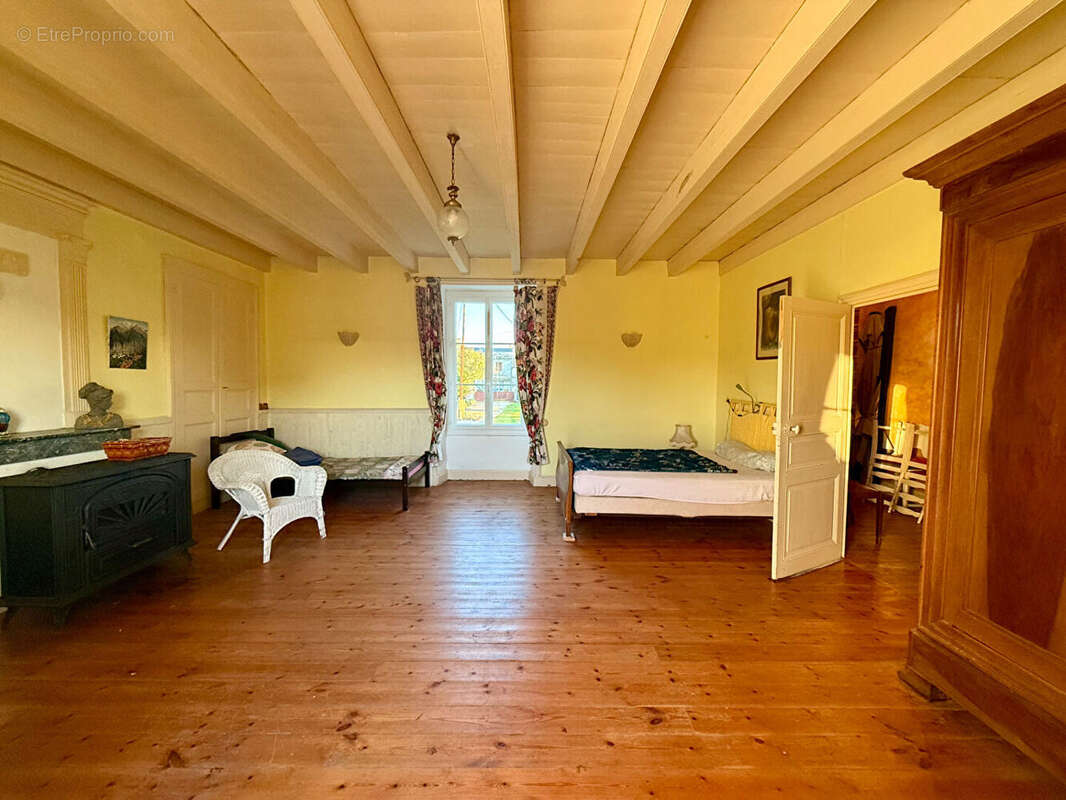 Maison à MAISONNEUVE