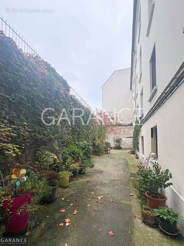 Appartement à PARIS-11E