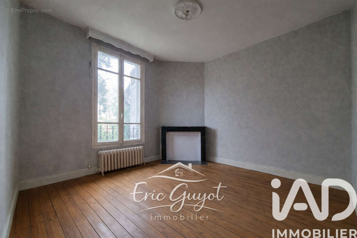 Photo 7 - Maison à LE PLESSIS-TREVISE