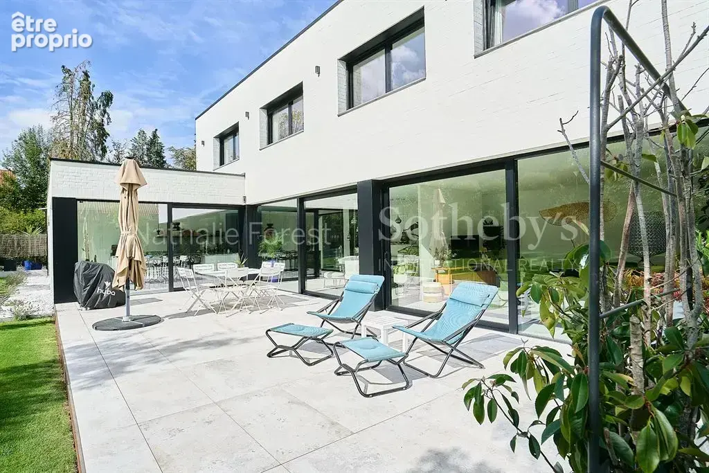 Mouvaux résidentiel , splendide maison cubique , 5 ch , bureau , garage sur 1344 m2 de terrain . - photo 11