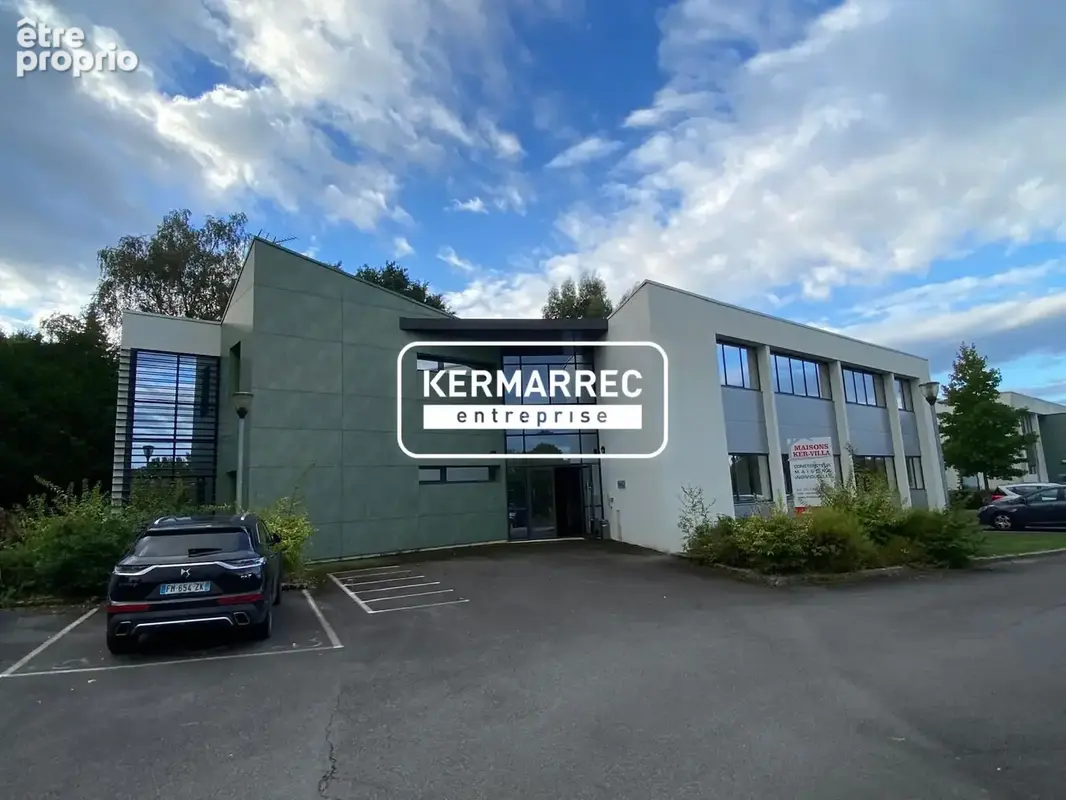 Commerce 600 m² à vendre à Thorigne-Fouillard (35235) - photo 1