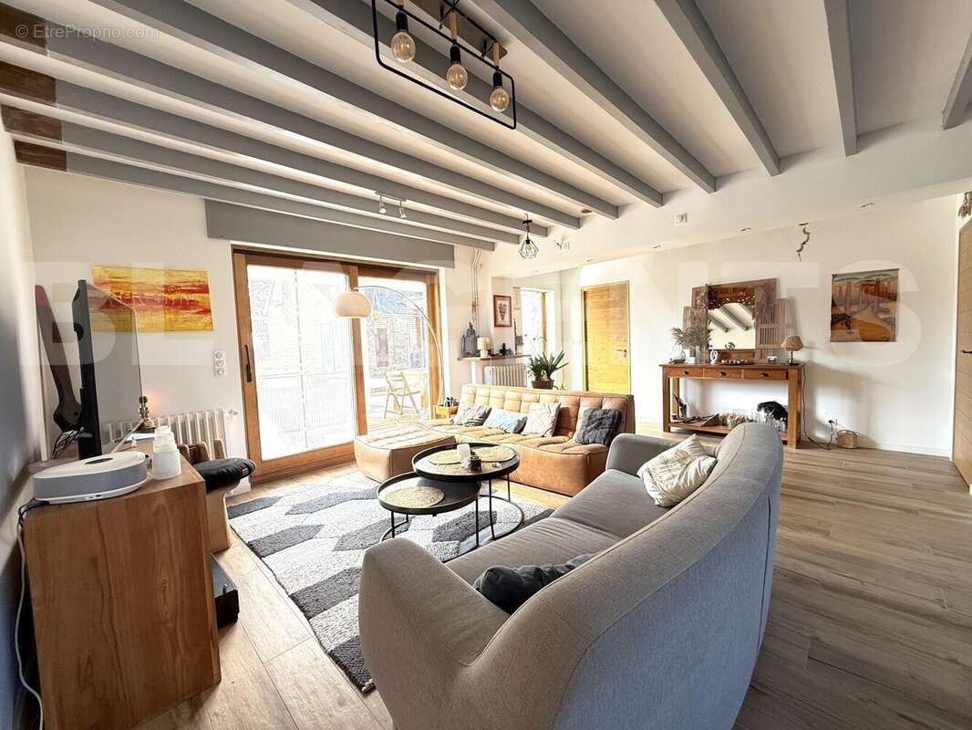 SALON OK OK - Maison à VIEUX-BERQUIN