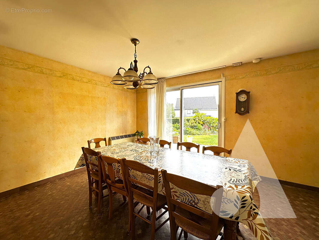 Maison à MOULLE