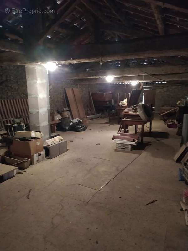 Commerce à VARACIEUX