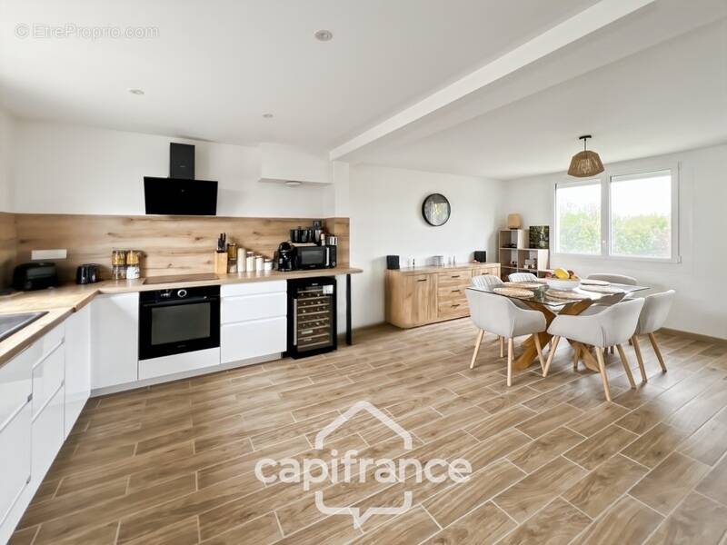 Maison à LE PASSAGE