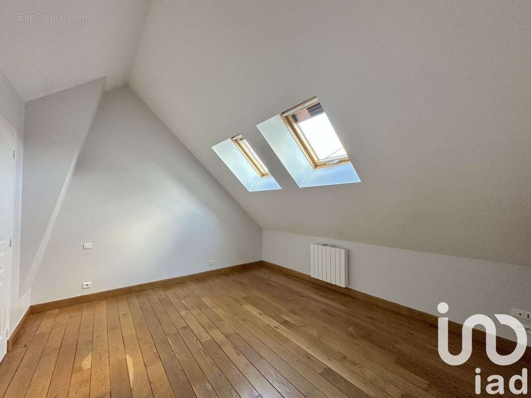 Photo 7 - Maison à THIERS-SUR-THEVE