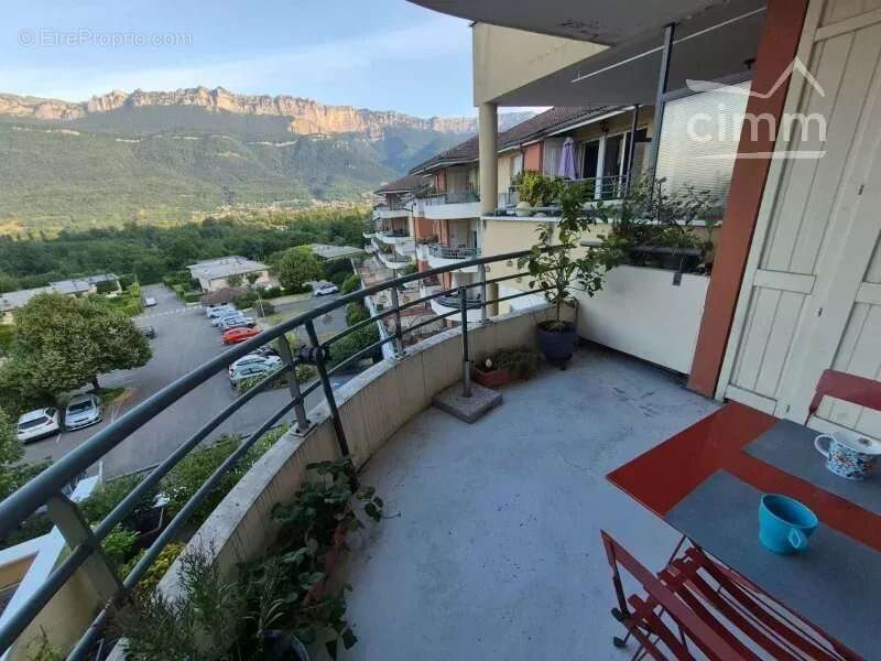 T4 2ème étage avec ascenseur, box garage, cave , balcon - photo 17