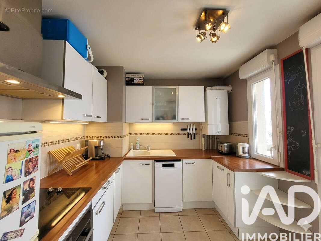 Photo 6 - Appartement à GENNEVILLIERS