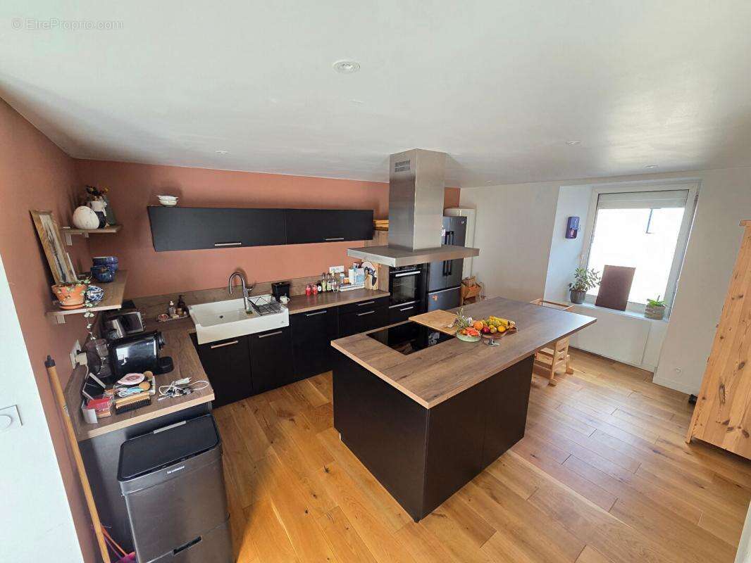 Maison à LOCOAL-MENDON