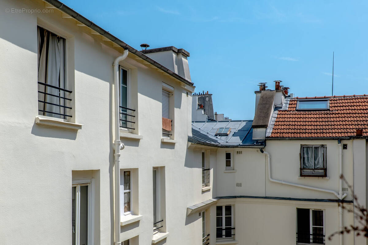 Appartement à PARIS-2E