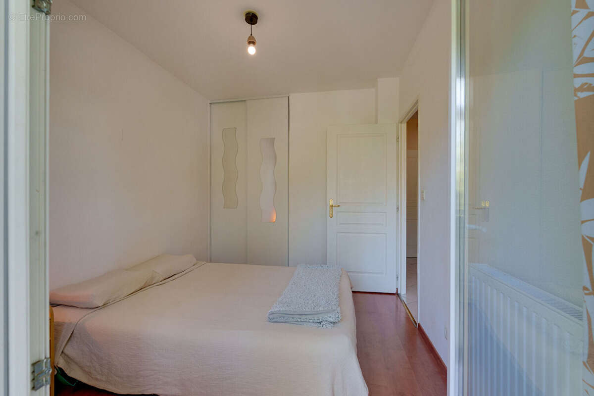 Appartement 3 pièces 60.02 m²  loi Carrez avec cave et garage en centre ville d'EVIAN-LES-BAINS - photo 15