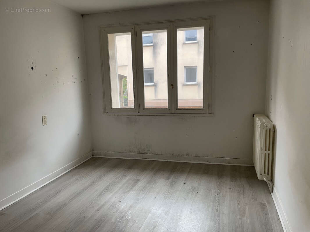 Appartement à LA FERTE-GAUCHER