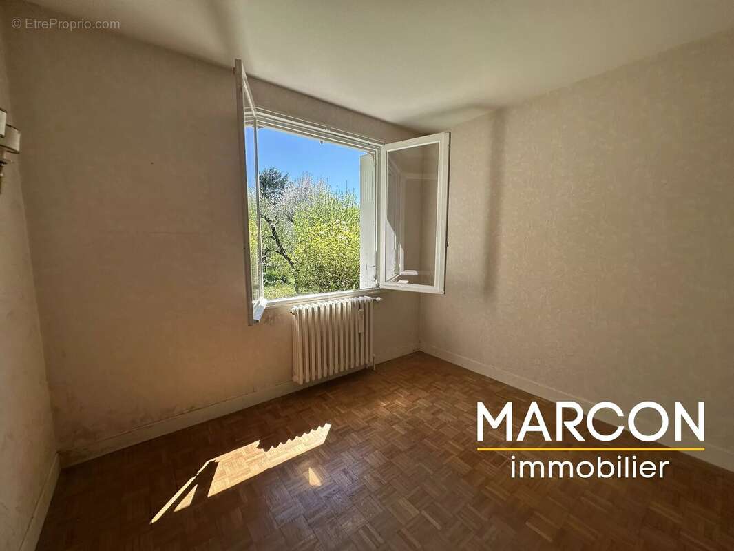 Maison à LA SOUTERRAINE