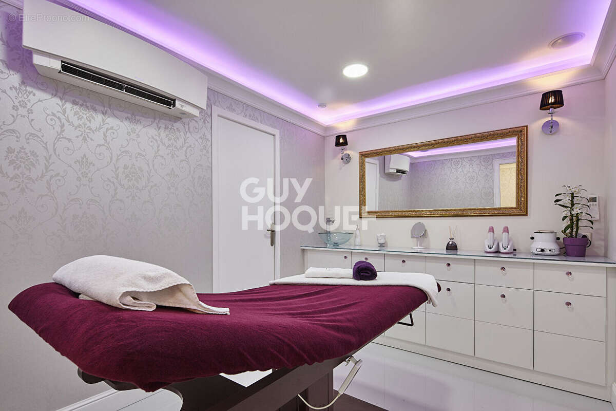 Commerce à FONTENAY-TRESIGNY