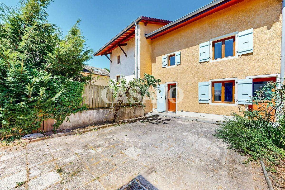 Appartement à VERSONNEX