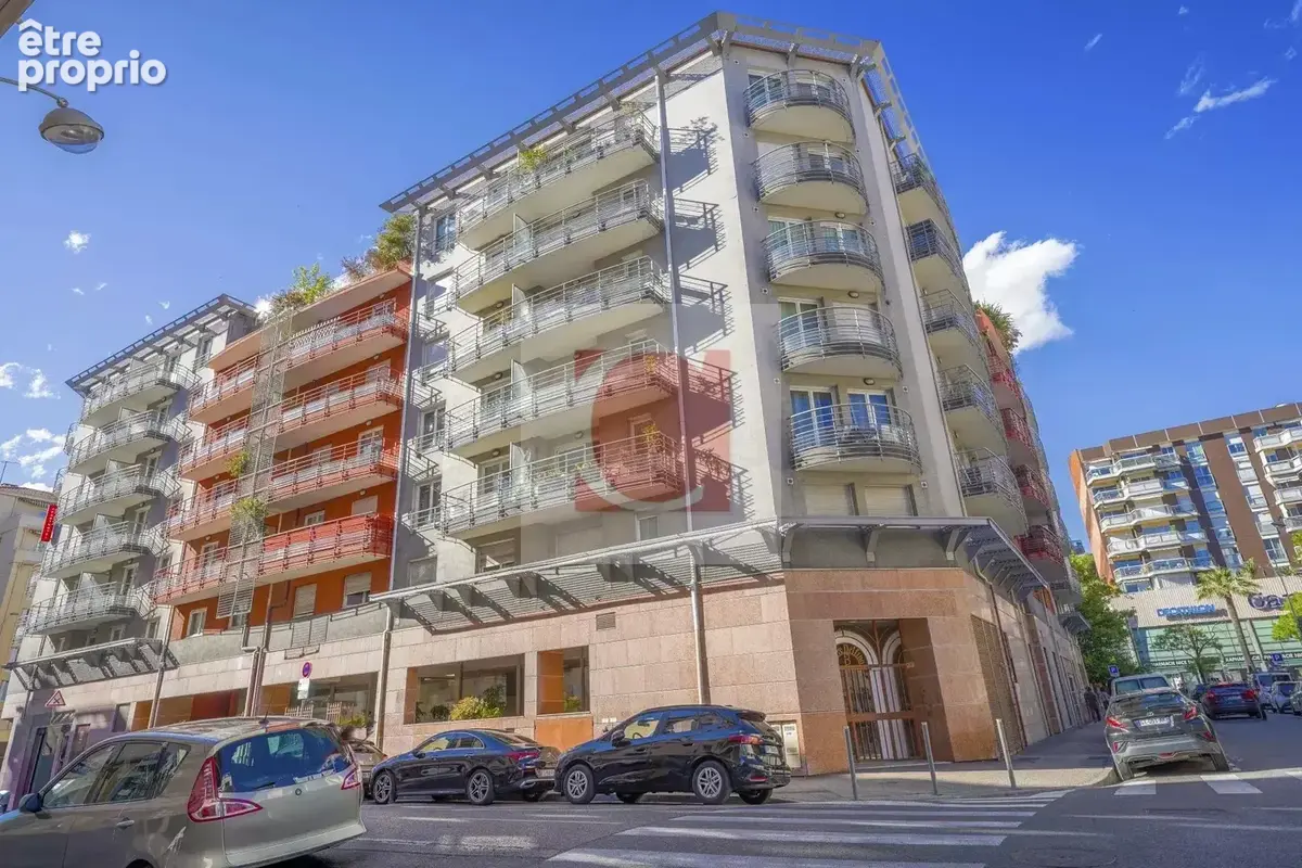 Nice riquier : 3p dernier etage, balcon - photo 7