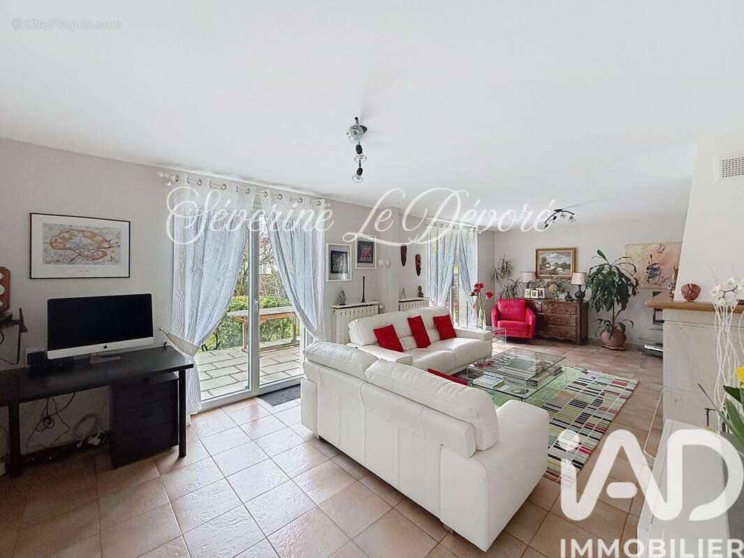 Photo 3 - Maison à MARGENCY