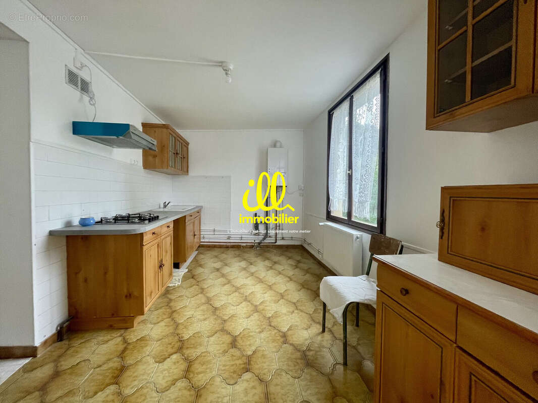Appartement 187 m² à Nouzonville  - photo 6