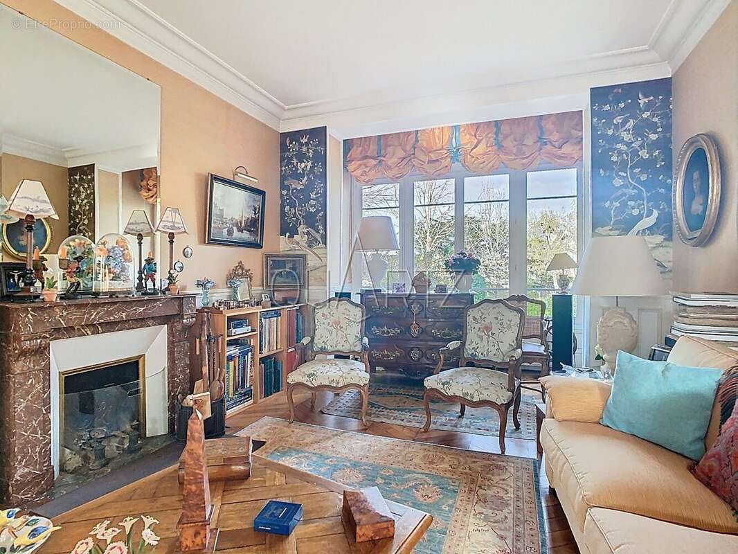 Maison à LE CHESNAY