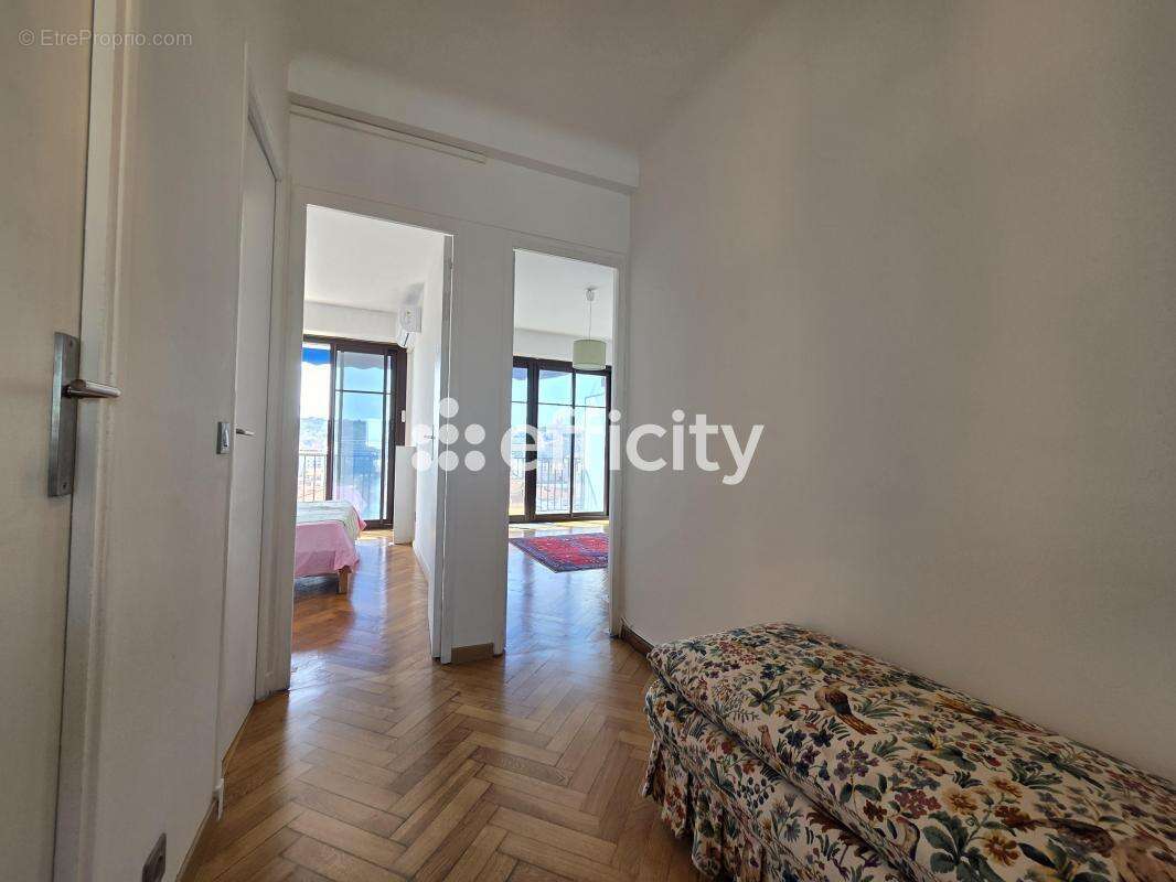 Appartement à MARSEILLE-10E