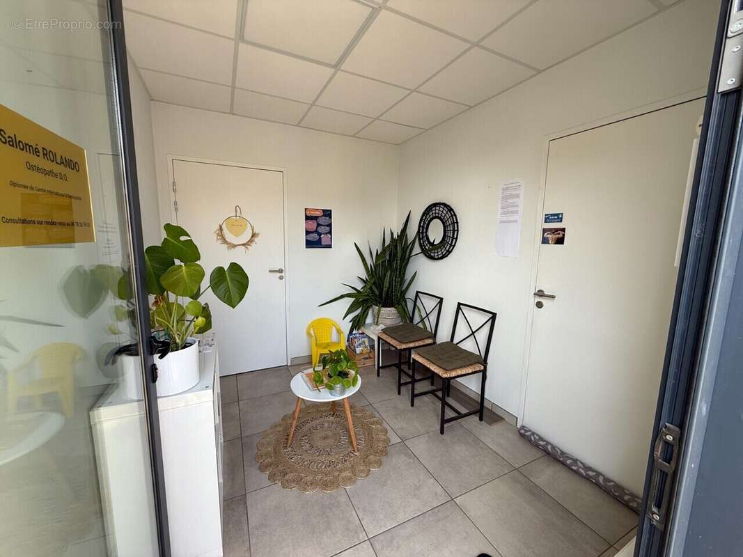 Commerce 27 m² à Allassac  - photo 2