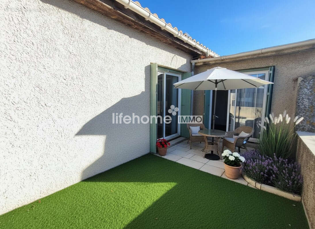 Aménagement virtuel, source d'inspiration - Maison à MARSEILLAN