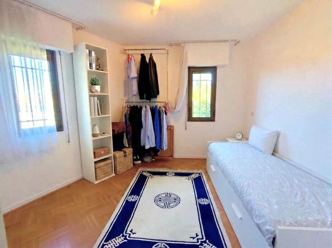 Appartement à MANDELIEU-LA-NAPOULE