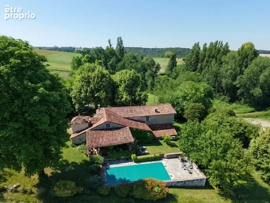 Maison à VERTEILLAC