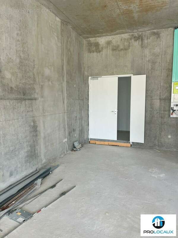 Autre à LE PONT-DE-CLAIX