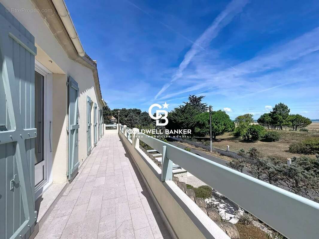 Face à l’océan – Propriété d’exception avec accès privé à la mer – Île d’Oléron - photo 6