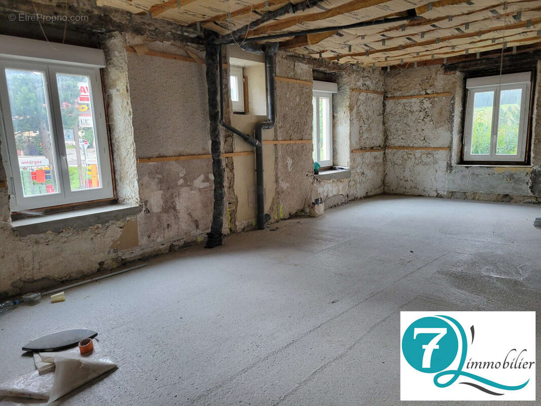 Maison à CHAUX-NEUVE