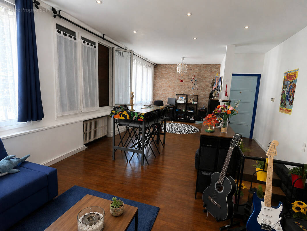 Appartement à SAINT-ETIENNE